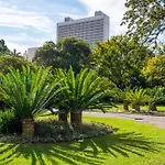 Urban Convenience In The Heart Of Cape Town